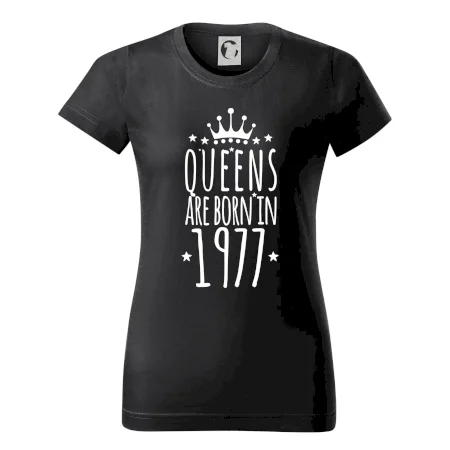 Queens are born in 1977