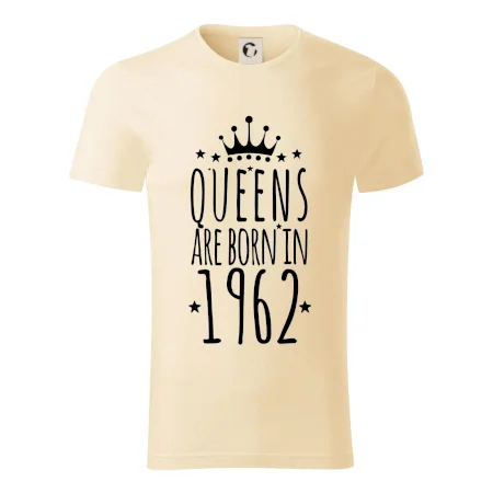 Queens are born in 1962