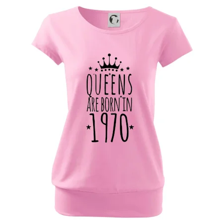 Queens are born in 1970