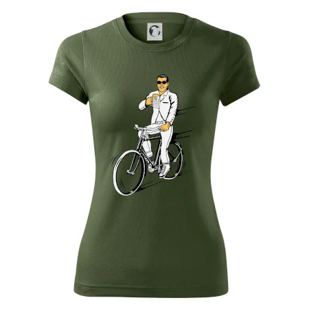 Gentleman na bicykli s pivom