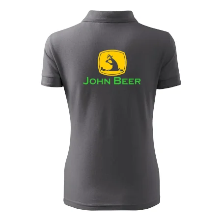 John Beer jeleň s pivom
