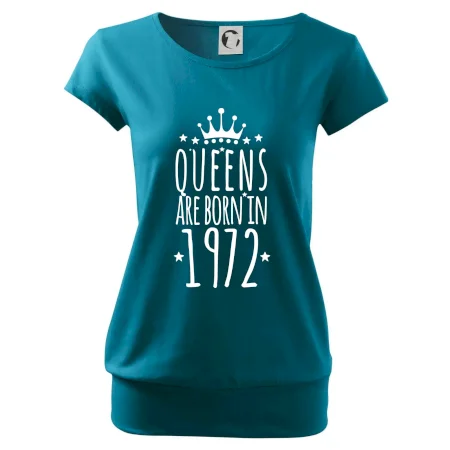 Queens are born in 1972