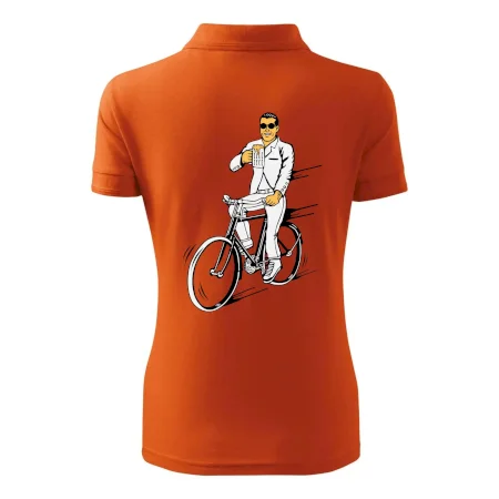 Gentleman na bicykli s pivom