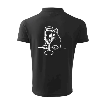 Mačka a pohár