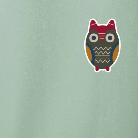 Folklór na prsníku sova