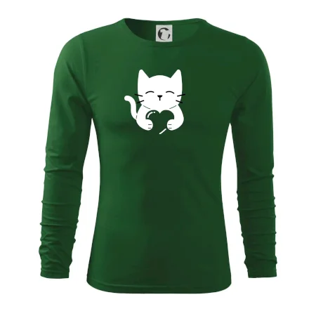 Mačka drží srdce