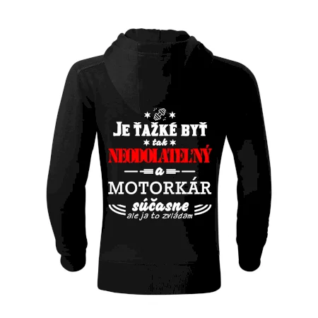 Neodolateľný motorkár