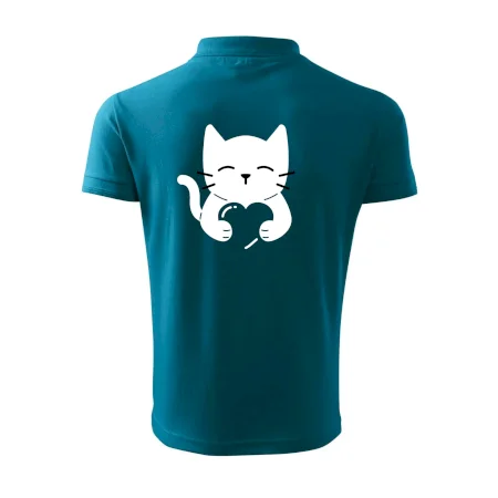 Mačka drží srdce