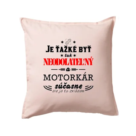 Neodolateľný motorkár