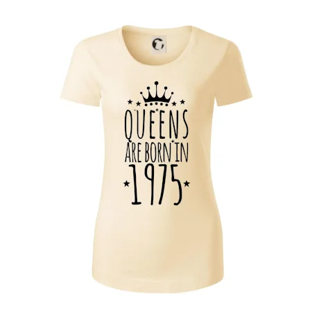Queens are born in 1975