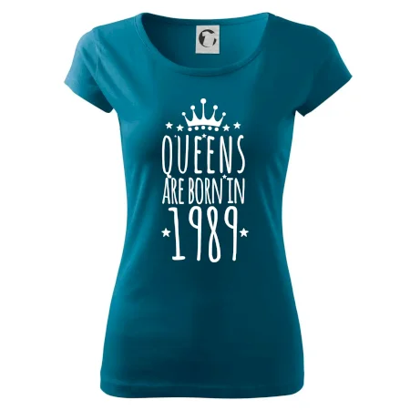 Queens are born in 1989
