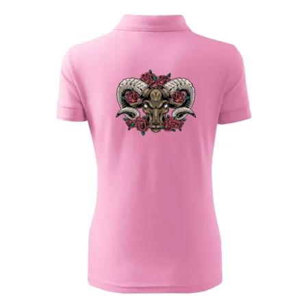 Hlava barana s ružami