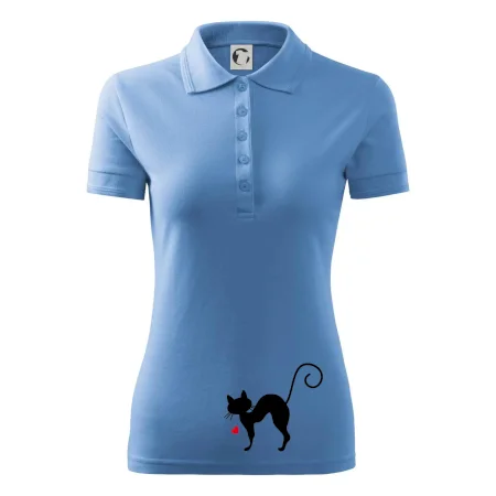 Zamilovaná mačka prehnutá