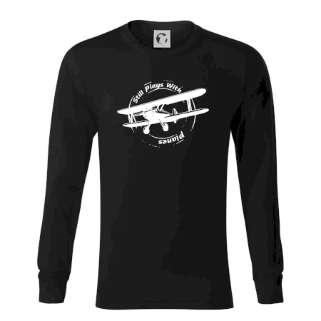 Still Plays With Planes