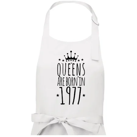 Queens are born in 1977