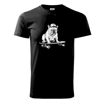 Čiernobiely buldog na skateboarde