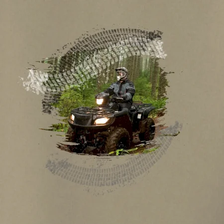 ATV štvorkolka v lese