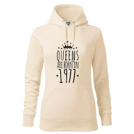 Queens are born in 1977