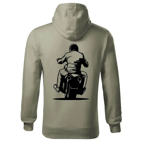 Motorkář na zádech - chopper