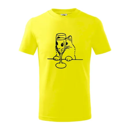 Mačka a pohár