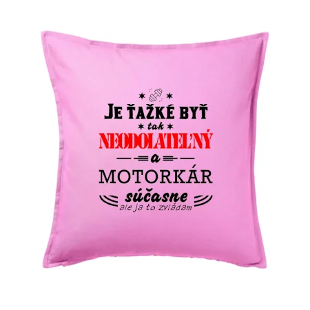 Neodolateľný motorkár