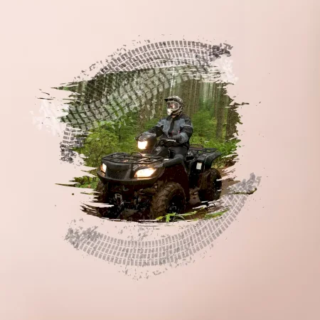 ATV štvorkolka v lese