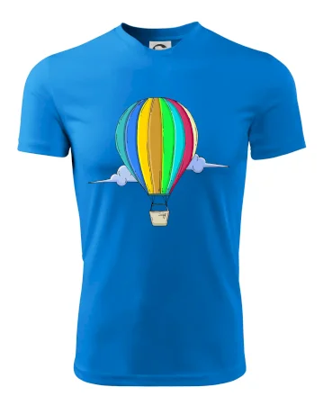 Teplovzdušný balón v oblakoch