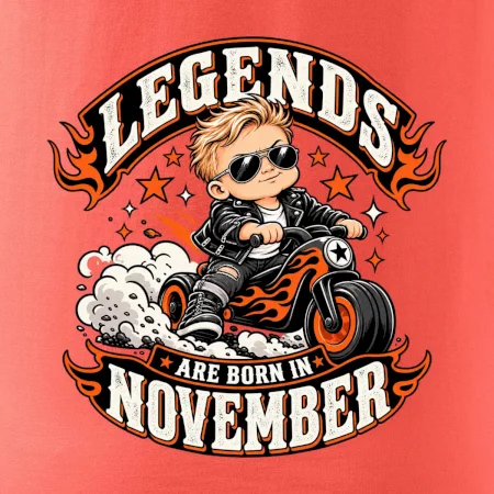 Legendy se rodí v listopadu malý motorkář na odrážedle