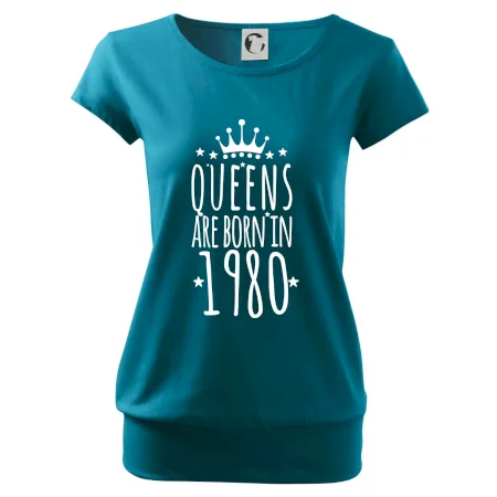 Queens are born in 1980