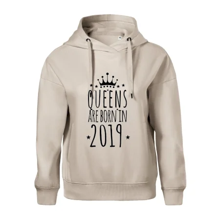 Queens are born in 2019