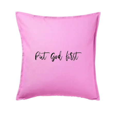 Put God first písací nápis