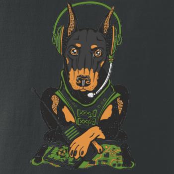Bojový doberman (Pecka design)