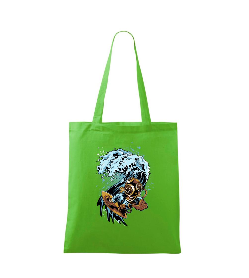 Surfujúcí potápač