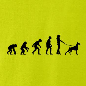 Evolúcia pes doberman (muž-žena)
