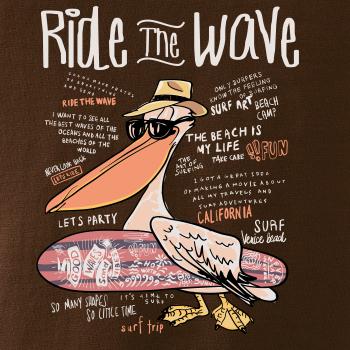 Ride the wave pelikán
