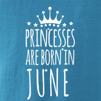 Princesses are born in June