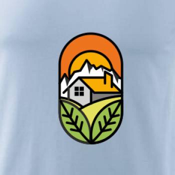 Chalupa pri západe slnka