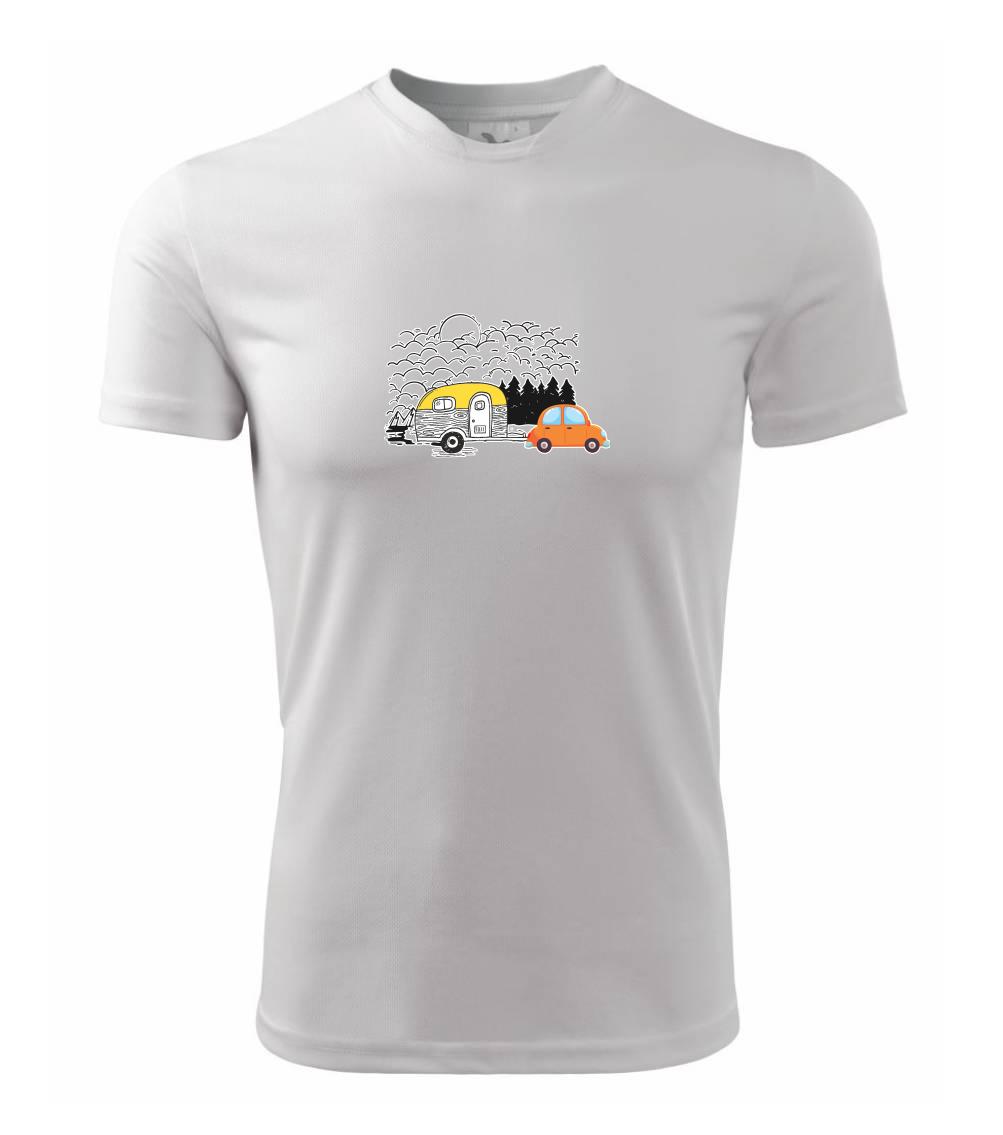 S karavanom v lese S karavanom v lese