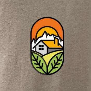 Chalupa pri západe slnka