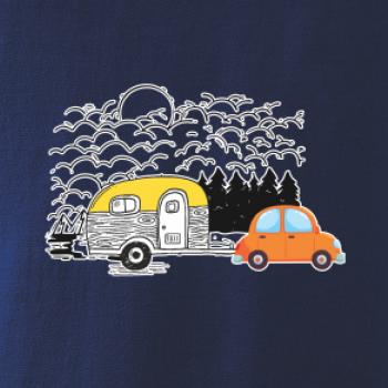 S karavanom v lese S karavanom v lese