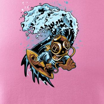 Surfujúcí potápač