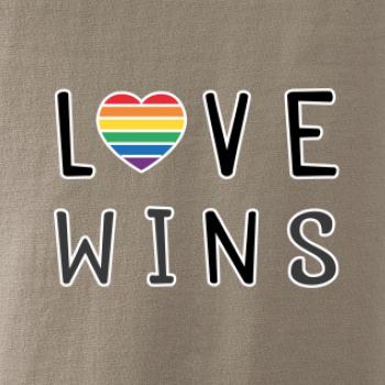 Love wins nápis