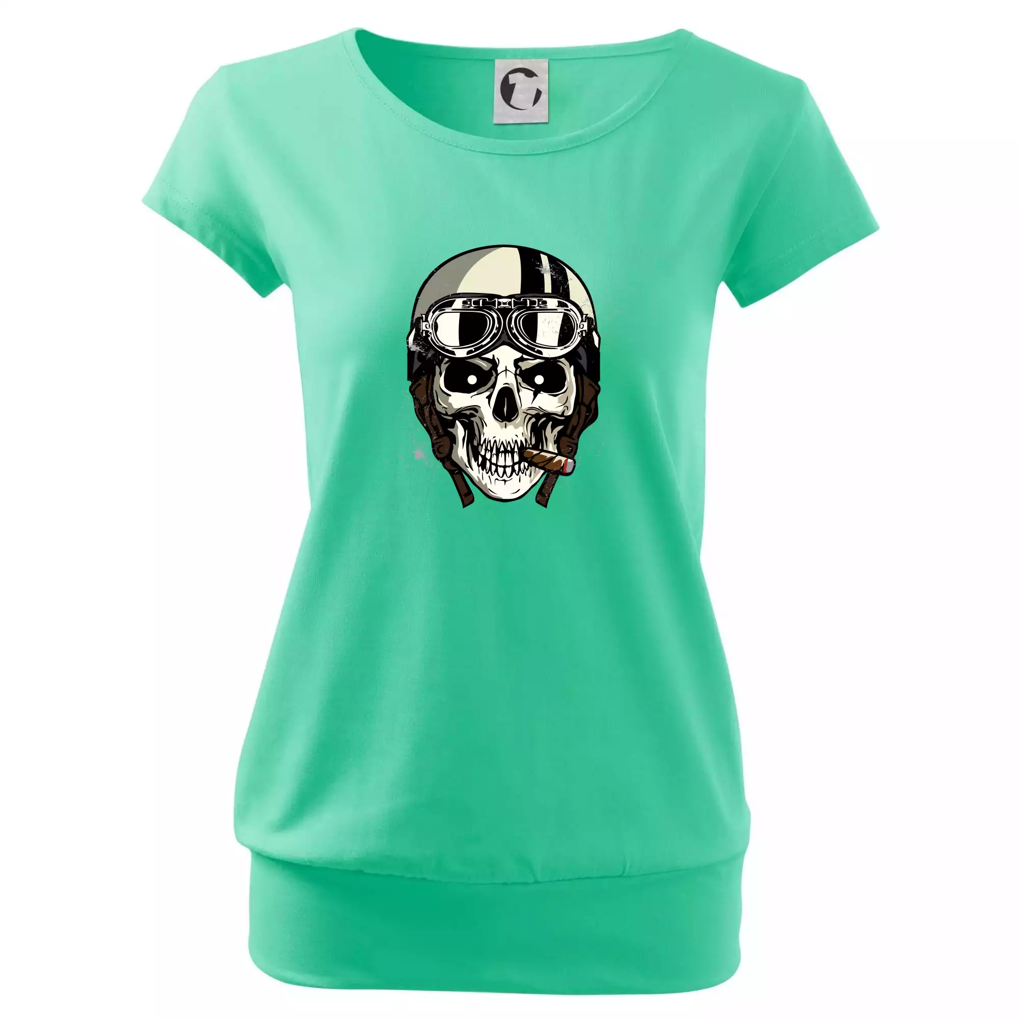 Motorkářská helma a doutník