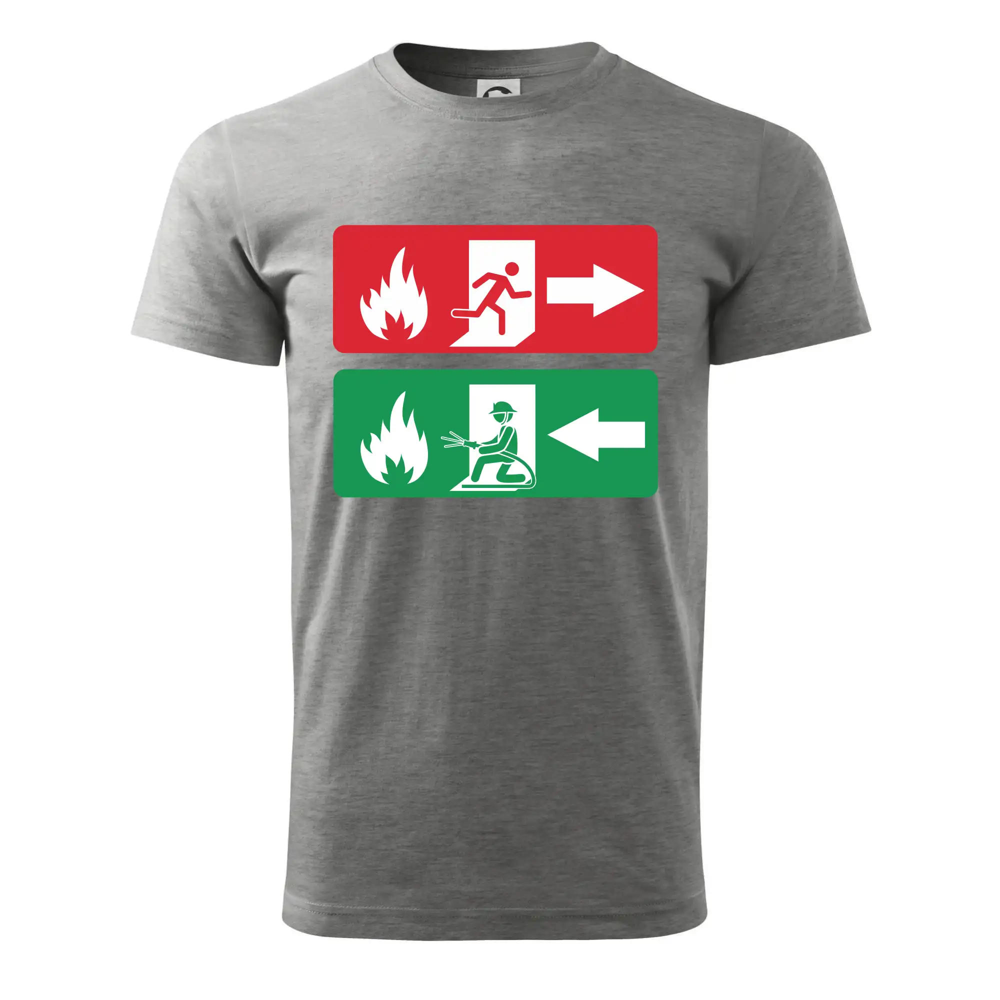 Lidé utíkají, hasiči přibíhají