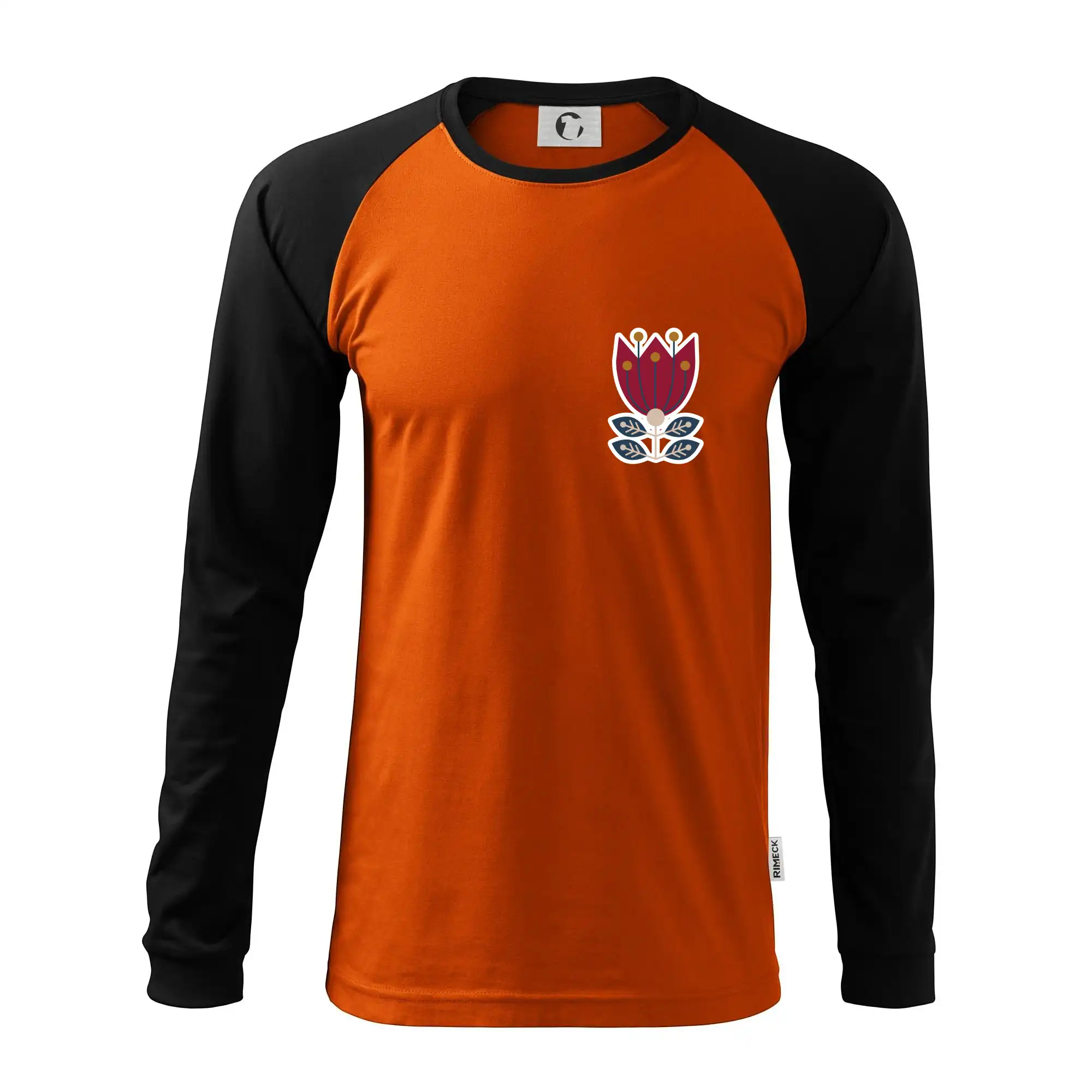 Folklor na prsu květina čtyřlistá