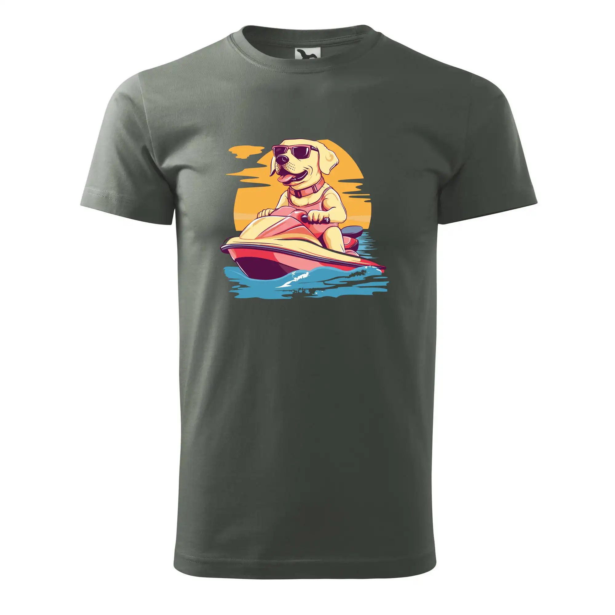 Zlatý retrívr na vodním skútru