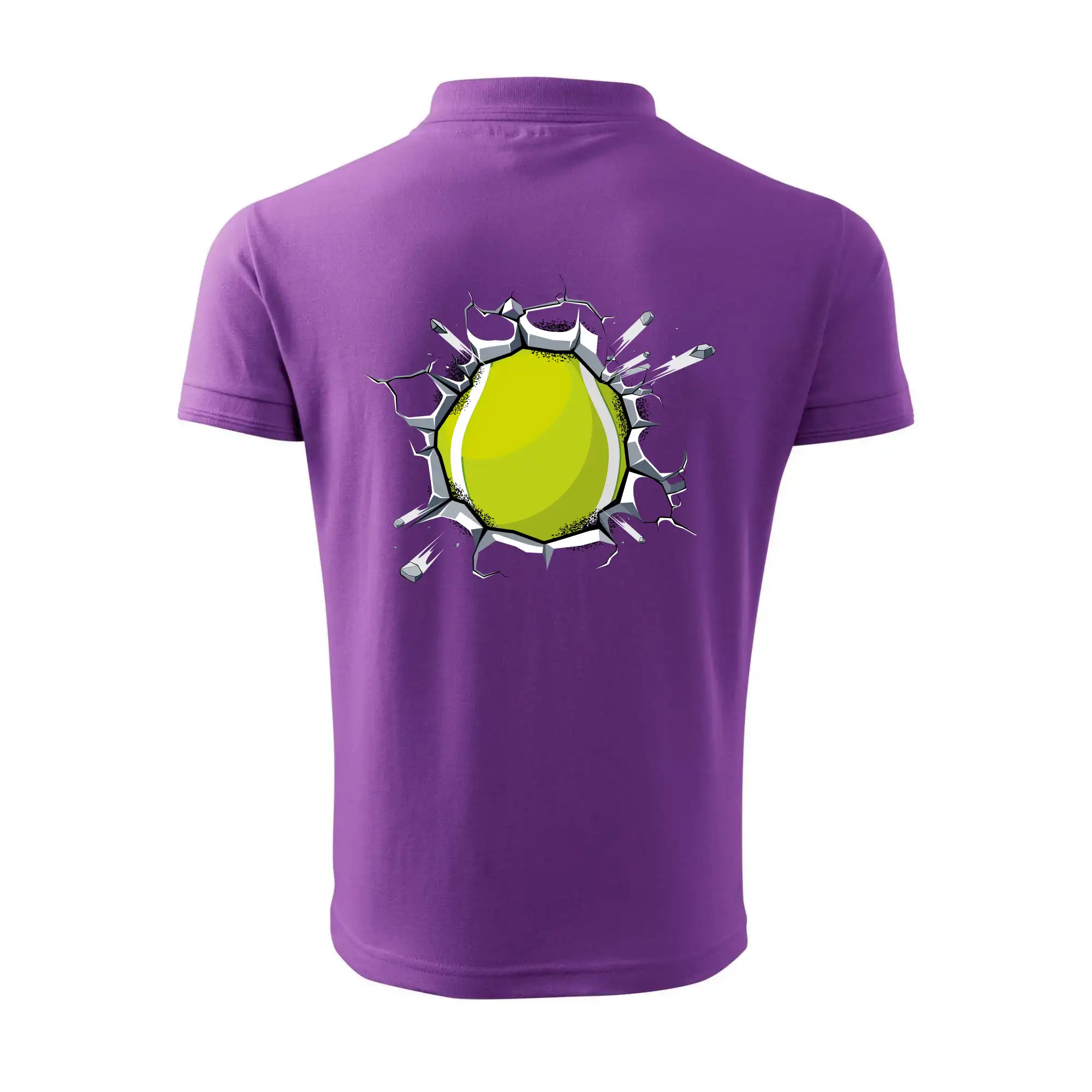 Tenisový míč v triku