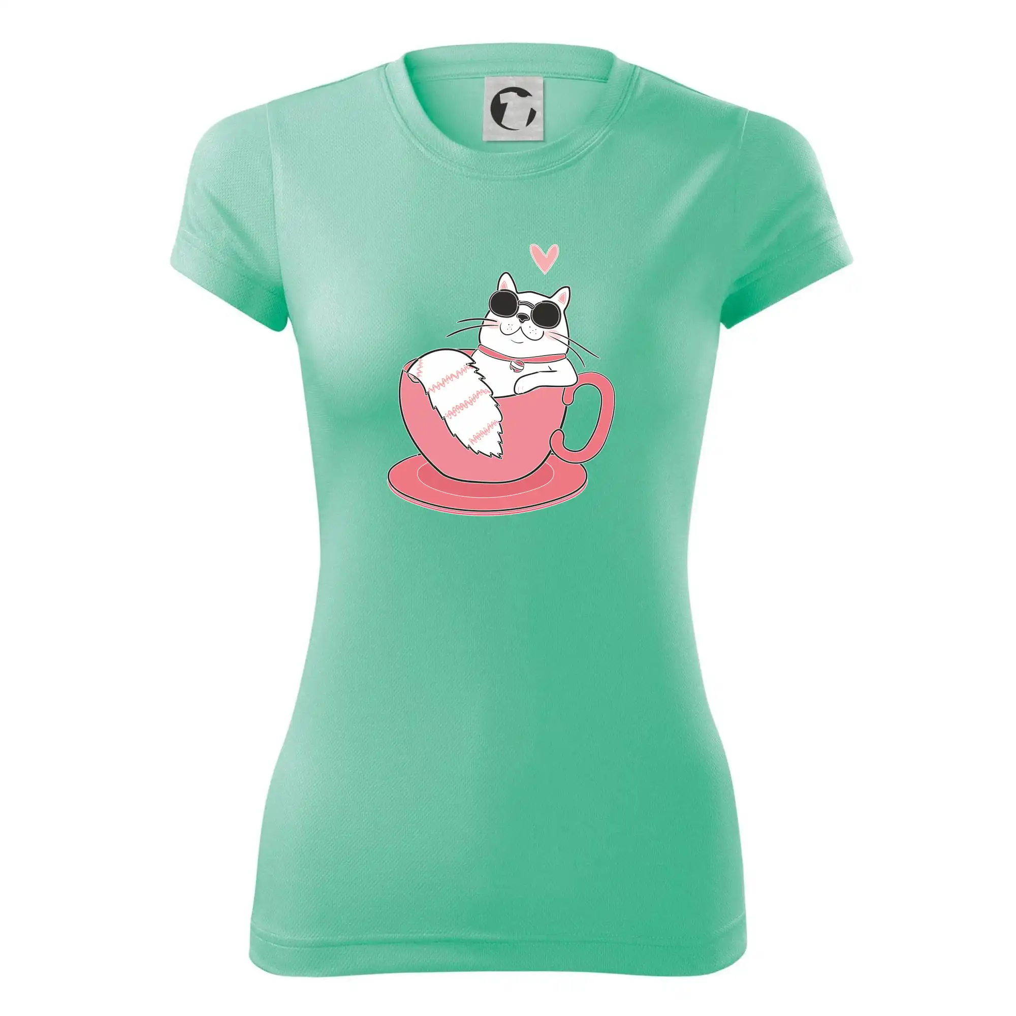 Hustá kočka v hrníčku