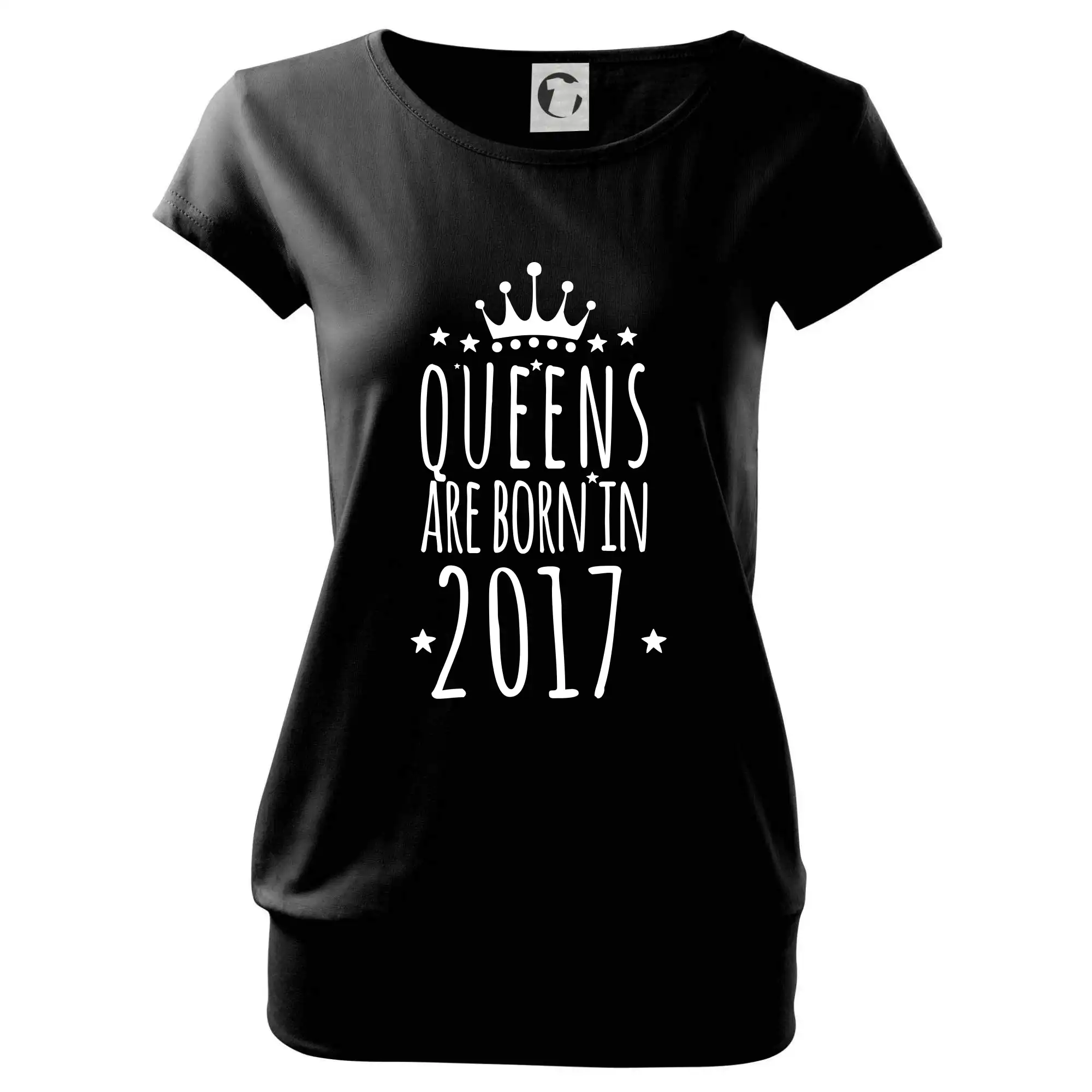 Queens are born in 2017