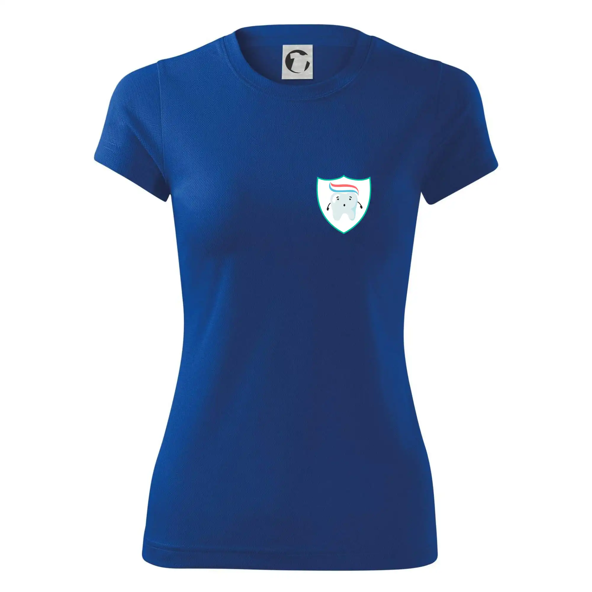 Zoubek na prsu - zubní pasta